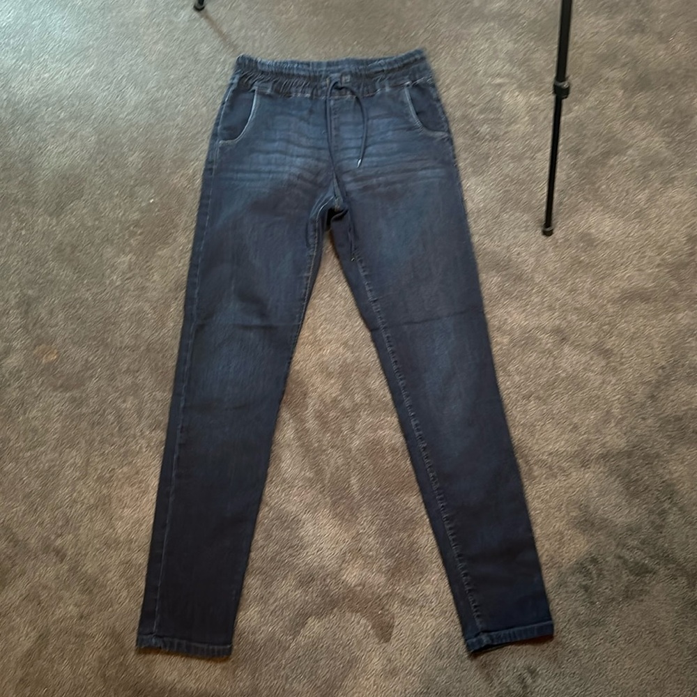 Women’s denim joggers with fitted waist
